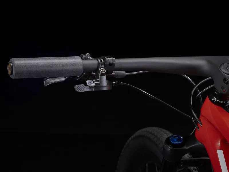 TREK Procaliber 9.8 XC Mountain Bike in Radioactive Red to Cobra Blood Fade-9